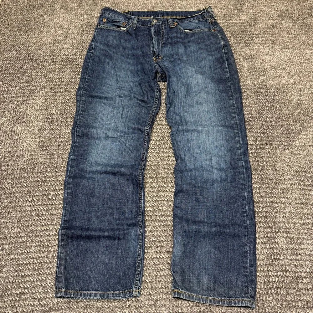 Levis 514 Mens‎ Straight Fit Jeans Size 34x30 Medium Wash Blue Denim